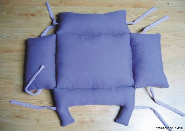 Подушка-лежанка для домашнего питомца