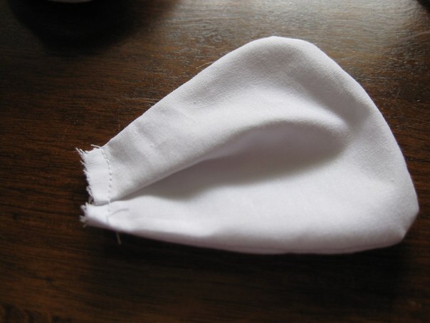 Подушка с шикарным цветком из ткани