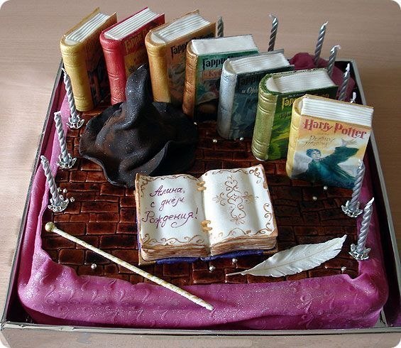 Креативный торт для книголюба