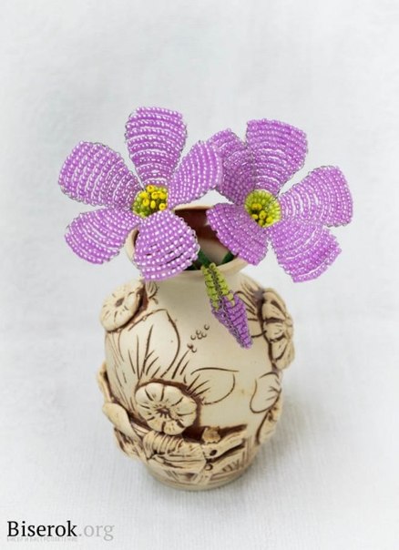 Фиолетовые цветы (Кислица)из бисера. МК
