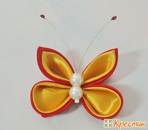 Бабочка - канзаши из лент двух цветов.