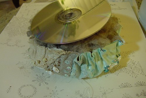 Игольницы из CD дисков
