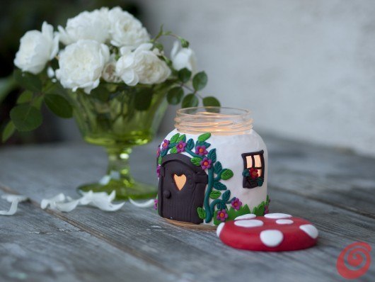 Сказочный домик свеча идеальная идея для подарка!