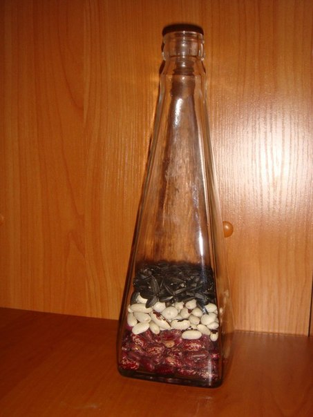 Декоративная бутылка с семенами