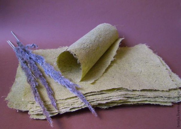 Бумага ручной работы из травы
